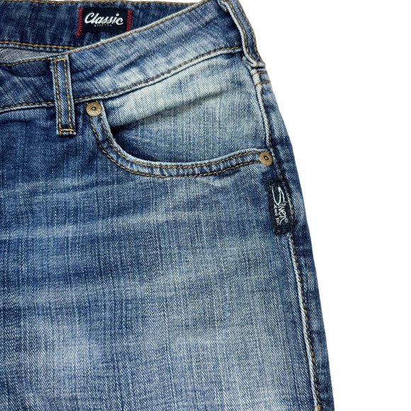 Silver Jeans Mid-Rise Girlfriend Jeans with Destruction (31/27) - Picture 7 of 14